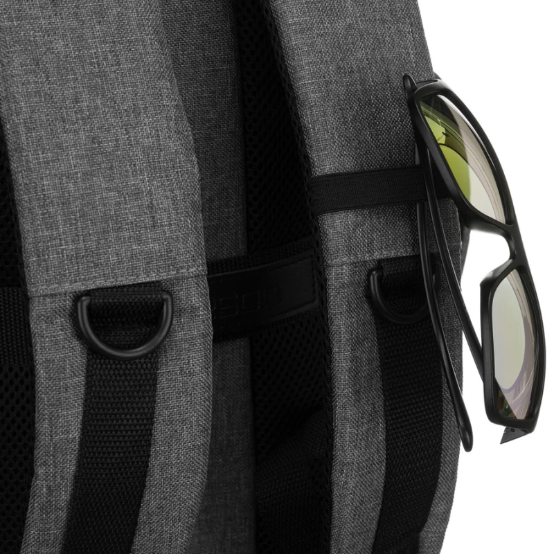 Podróżny plecak z poliestru w szarym kolorze, wyposażony w dopinany pasek - Peterson