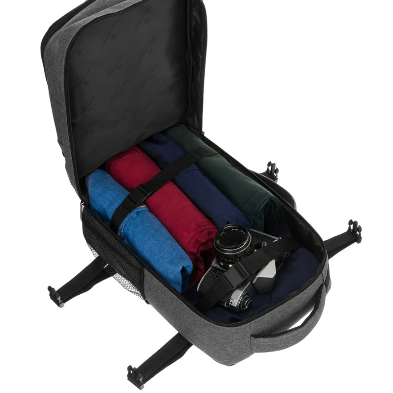 Wnętrze plecaka podróżnego Peterson – organizacja bagażu podręcznego na kilkudniowy wyjazd