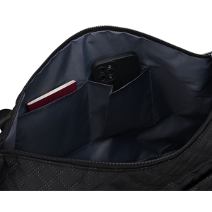 Solidne zamki oraz wygodne uchwyty torby treningowej Peterson zapewniają komfort i trwałość użytkowania