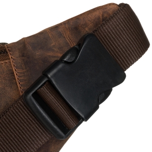 Skórzana, pojemna saszetka męska w brązowym kolorze - Peterson