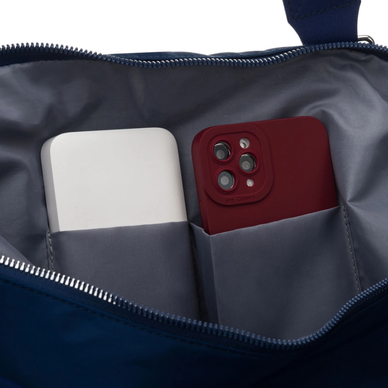 Sportowa torba treningowa z poliestru w granatowym kolorze, jednokomorowa - Peterson