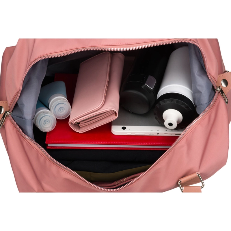 Wnętrze torby treningowej Peterson – pojemna komora główna na odzież i akcesoria