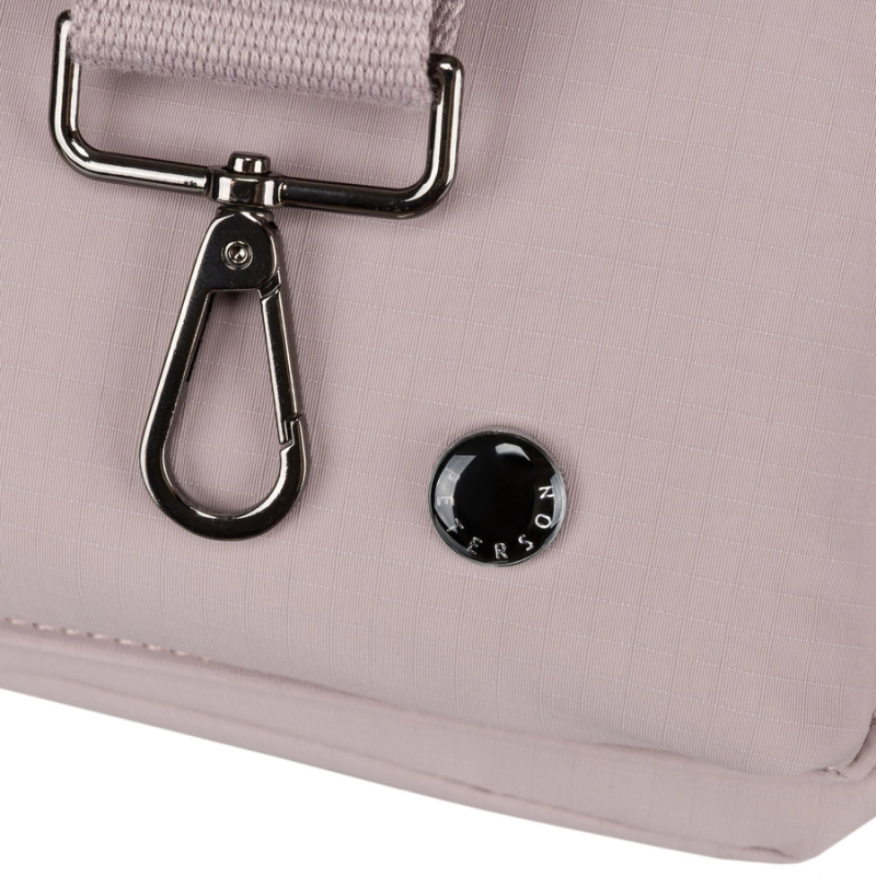 Detale lila torebki damskiej Peterson – solidne suwaki i wykończenie – sklep niua.pl szybka wysyłka