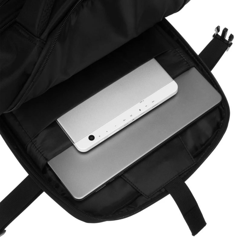 plecak-podrozny-peterson-kieszen-na-laptopa.jpg