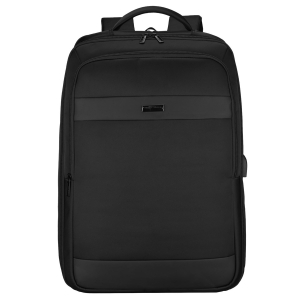 Podróżny, czarny plecak wykonany z poliestru, zawieszony na regulowanych szelkach - Peterson