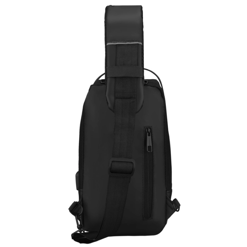 Czarna saszetka męska na ramię wykonana ze skóry ekologicznej - Rovicky