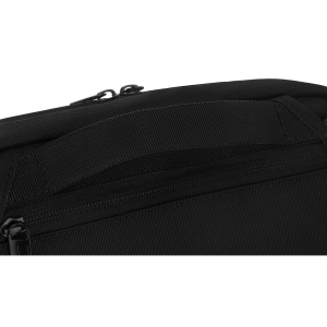 Sportowa saszetka w czarnym kolorze zamykana suwakiem, dwukomorowa - Peterson