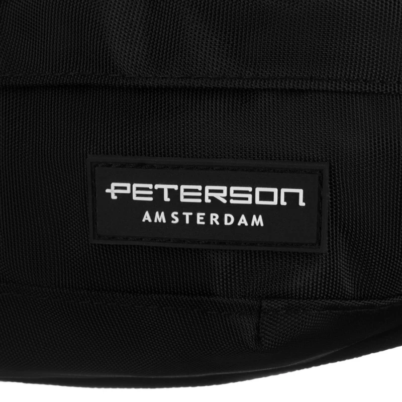 Sportowa, pojemna saszetka z poliestru w czarnym kolorze - Peterson