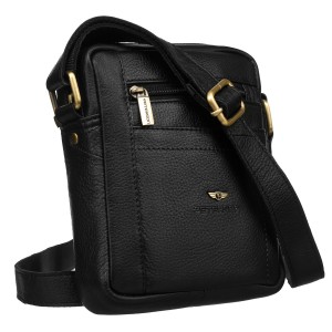 Listonoszka męska na ramię w czarnym kolorze zamykana na suwak i zawieszona na regulowanym pasku - Peterson