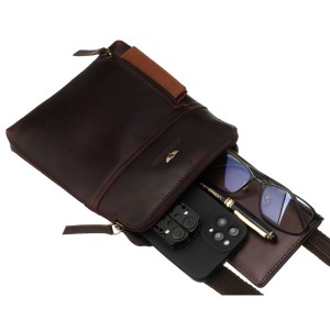 Skórzana listonoszka męska w brązowym kolorze - Peterson