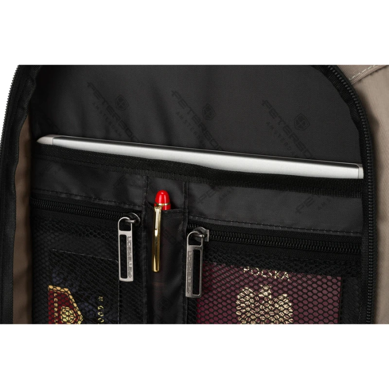 Dwukomorowy, szary plecak podróżny zawieszony na oddychających szelkach - Peterson