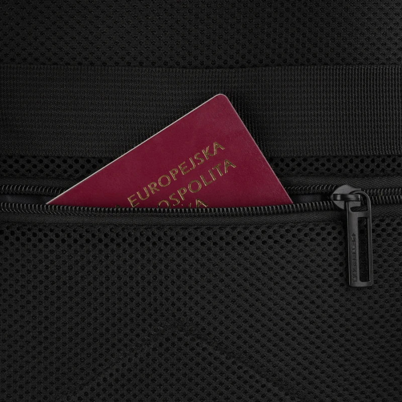 Plecak podróżny z funkcją torby, wykonany z poliestru w czarnym kolorze - Peterson