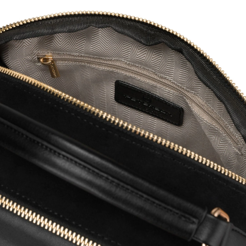 Czarna torebka damska mała listonoszka na suwak miejska saszetka crossbody - Peterson