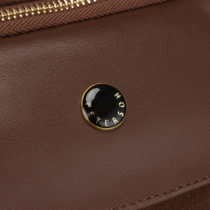 Brązowa listonoszka damska mała torebka na ramię lub do ręki modna ze skóry ekologicznej - Peterson