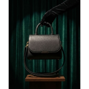 Listonoszka damska mała czarna torebka crossbody ze skóry ekologicznej - Peterson