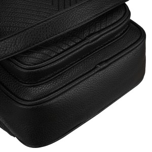 Czarny plecak damski mały ze skóry ekologicznej elegancki uchwyt na ramię torebka 2w1 - Peterson