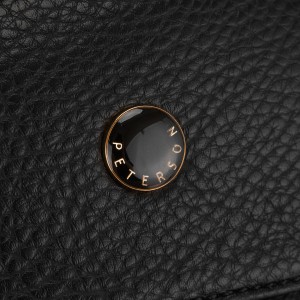 Czarny plecak damski mały ze skóry ekologicznej elegancki uchwyt na ramię torebka 2w1 - Peterson