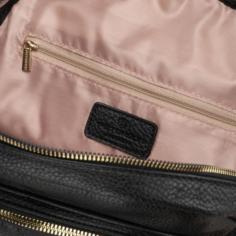 Mały plecak damski z klapką czarny ze skóry ekologicznej miejski - Peterson