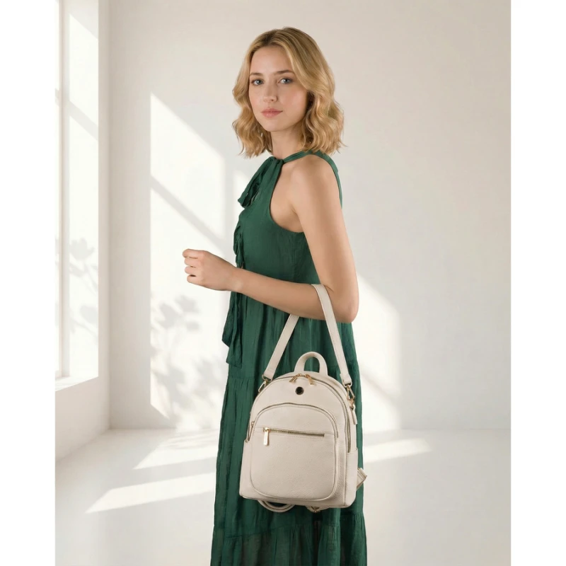 Plecak damski mały ze skóry ekologicznej modny miejski beżowy na suwak listonoszka na ramie torebka 2w1 - Peterson