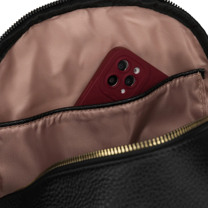 Mały plecak damski czarny ze skóry ekologicznej 2w1 listonoska na ramię modny miejski - Peterson