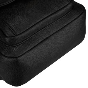 Mały czarny plecak damski ze skóry ekologicznej miejski modny z klapką - Peterson