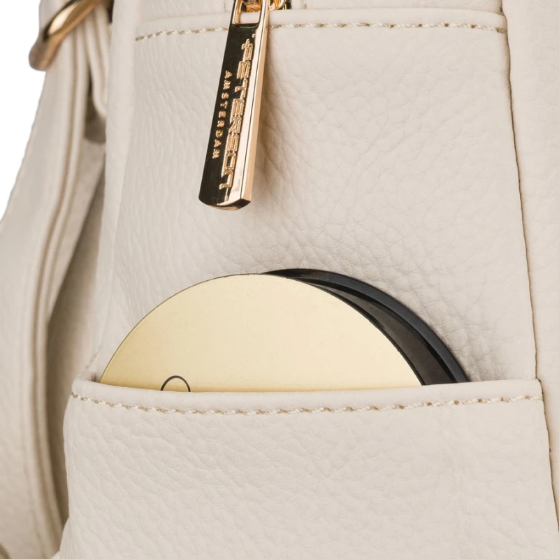 Mały plecak damski ze skóry ekologicznej beżowy miejski z klapką - Peterson