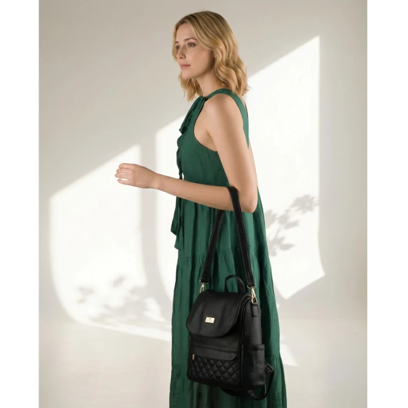 Mały plecak damski czarny ze skóry ekologicznej torebka listonoszka 2w1 miejski - Peterson