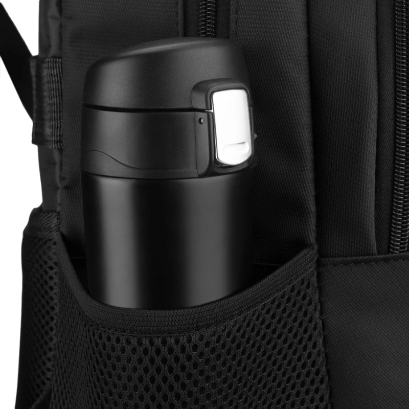 Pojemny plecak podróżny do samolotu wykonany z poliestru w czarnym kolorze - Rovicky