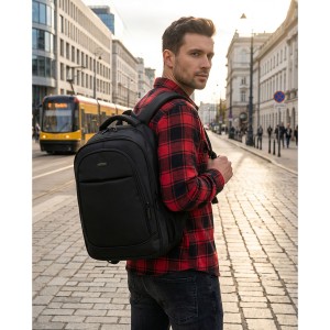 Pojemny plecak podróżny do samolotu wykonany z poliestru w czarnym kolorze - Rovicky