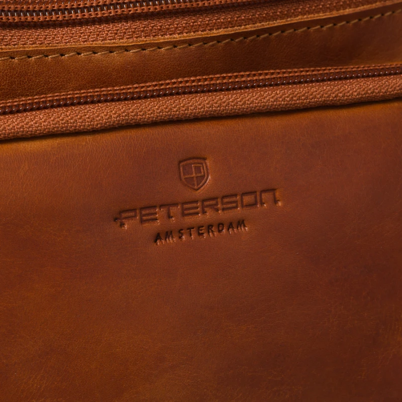 Męska brązowa skórzana nerka na biodra lub przez ramię crossbody modna mała saszetka - Peterson