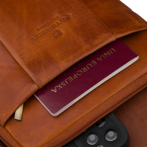 Mała torebka męska listonoszka brązowa ze skóry naturalnej saszetka na ramię - Peterson