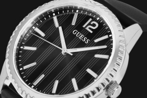 Guess Chip GW1063G1 – Detale Czarnej Tarczy