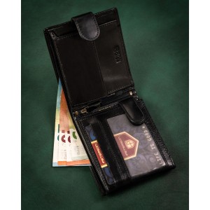 Zestaw prezentowy: poziomy, skórzany portfel męski w czarnym kolorze z systemem RFID i pasek ze skóry naturalnej - Peterson