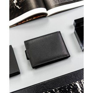 Czarny portfel męski ze skóry naturalnej z systemem RFID - 4U Cavaldi