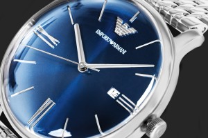 Emporio Armani AR11674 – granatowo-niebieska tarcza sunray