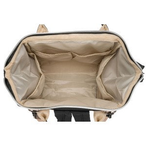 Plecak typu mommy-bag wykonany z poliestru w czarnym kolorze, dwukomorowy i zamykany suwakiem - Peterson