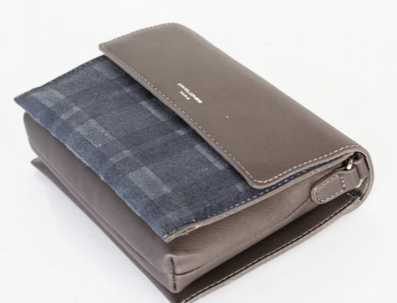 Szara Listonoszka David Jones CM 4002